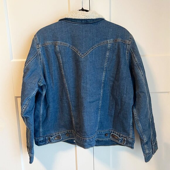 Wrangler Sherpa Denim jacket - Size XL - Picture 3 of 8